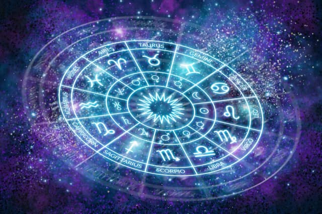 Astrologia imiona: jak wybór imienia wpływa na życie dziecka